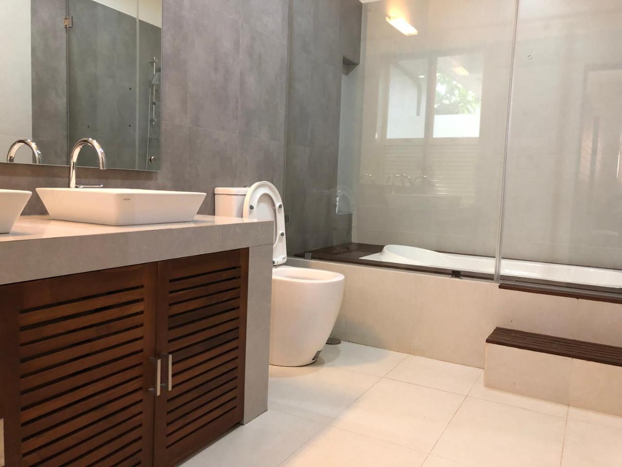 Anchorage Villa Ματάρα Εξωτερικό φωτογραφία